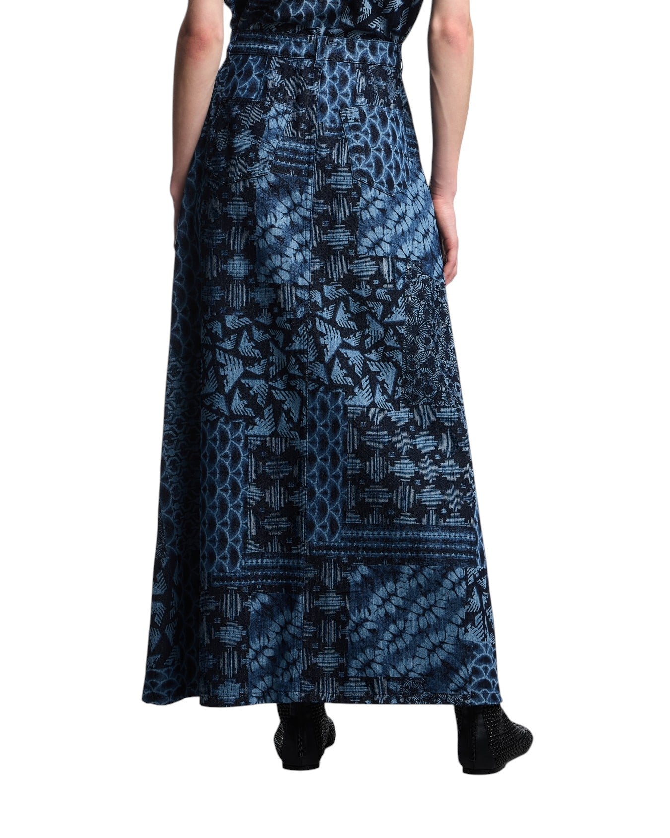 Emporio Armani Women's Skirt EW000756 AF12438