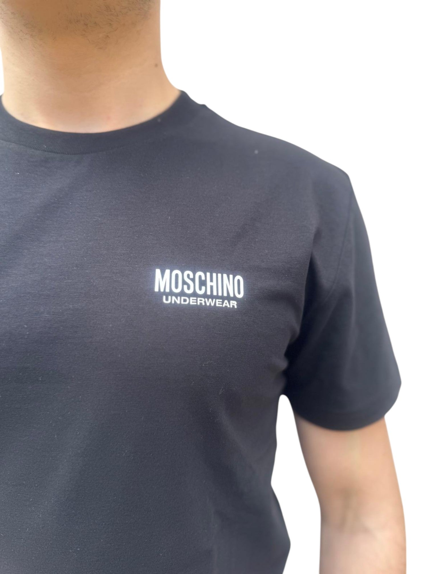 MOSCHINO T-SHIRT Uomo V1A07124303