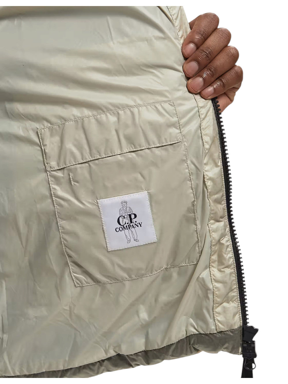 C.p. Company GIUBBINO Uomo Shell Hooded Puffer 21CMOW702A110416A 120