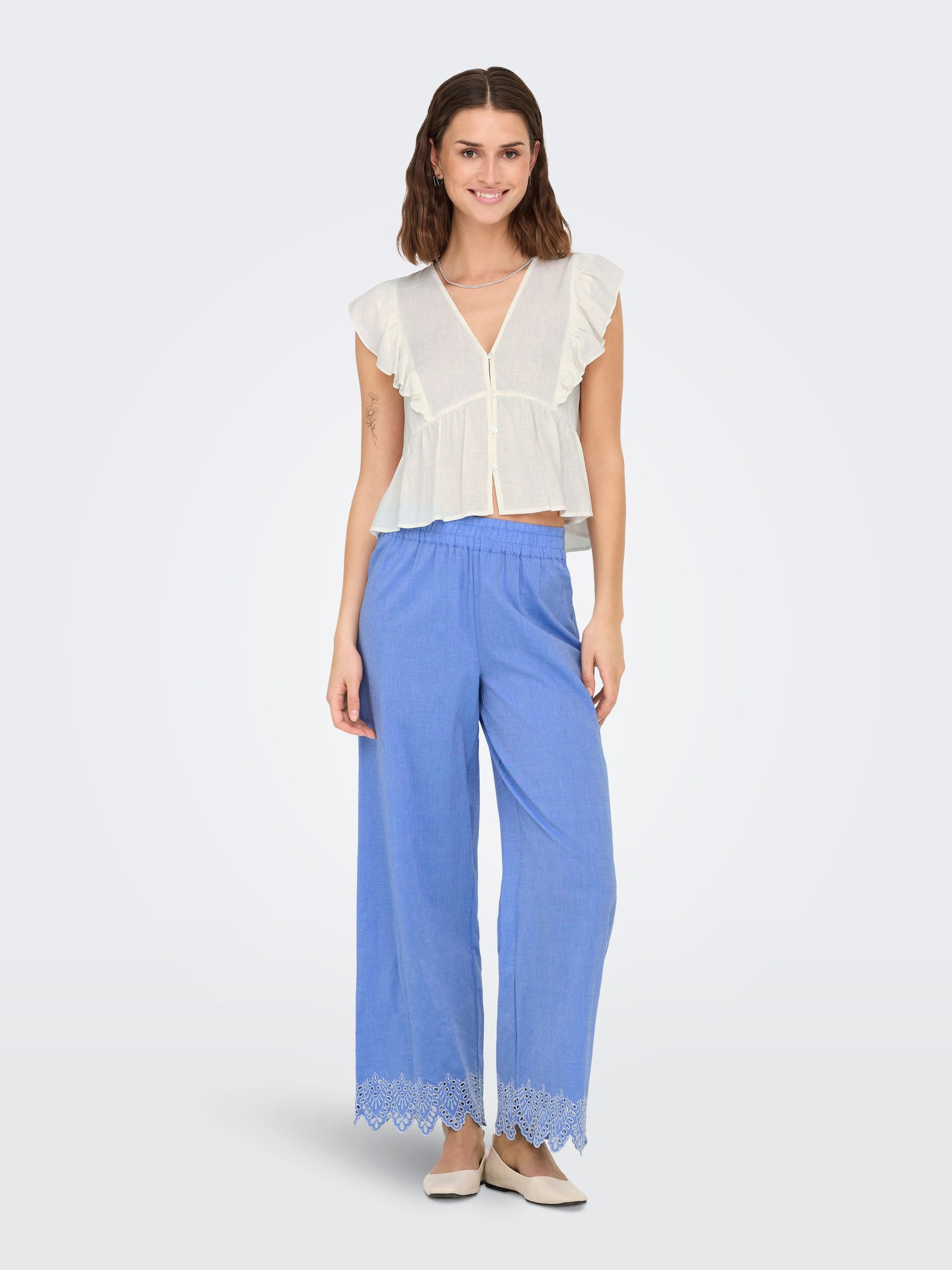 ONLY Women's Trousers 15343184