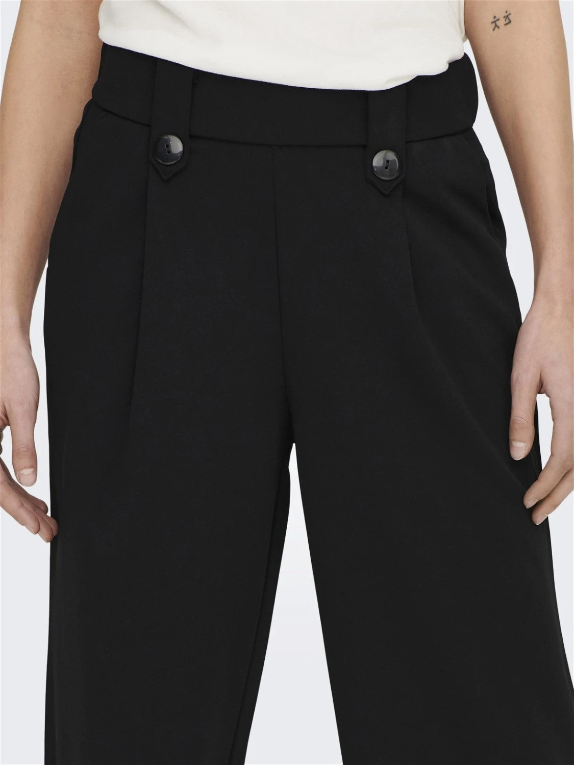 ONLY Women's trousers 15289239
