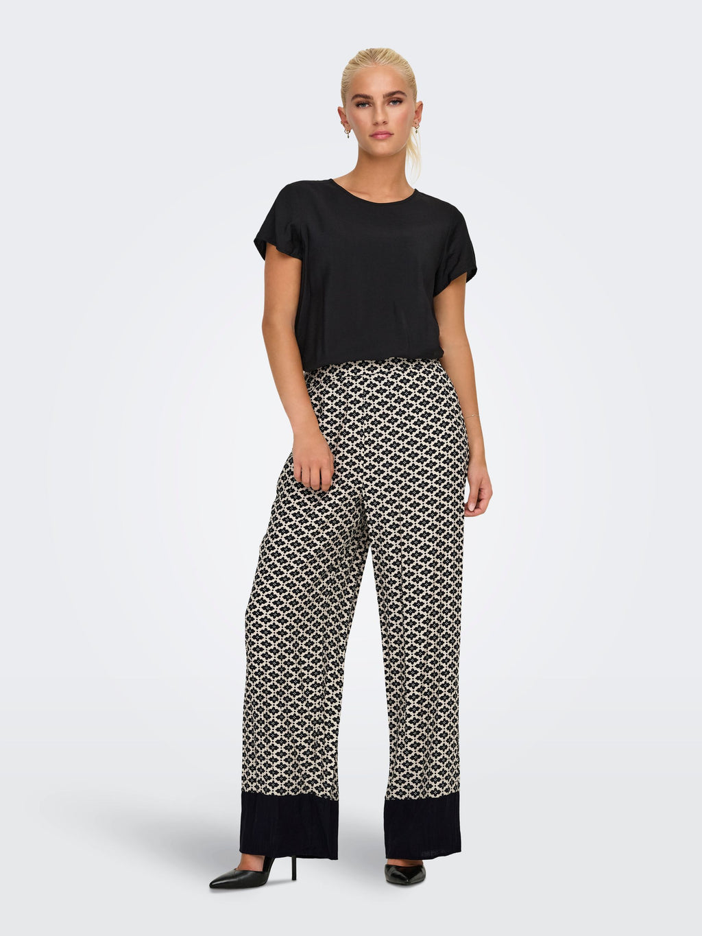 ONLY pantalone Donna 15344377